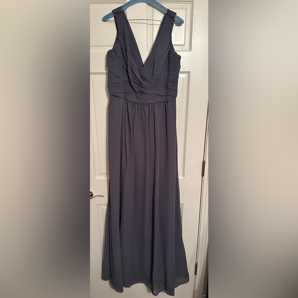 SORELLA VITA Gray V-Neck Chiffon Maxi Dress
